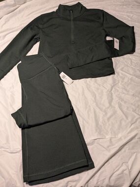 Old Navy XS Olive Green CloudComfy Quarter-Zip Active Top Straight Leg Petite